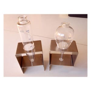 Tube et poire de sédimentation